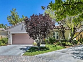 Building Photo - 3255 Birchwood Park Cir
