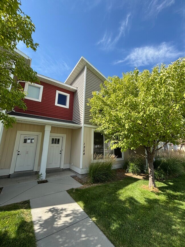 Foto del edificio - 1254 West 2420 South