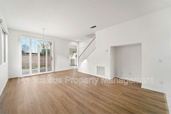 Building Photo - 8265 Gold Coast Dr