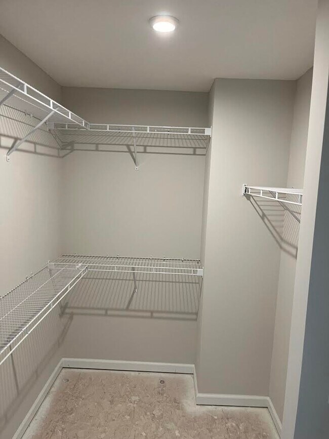 Foto del edificio - 6837 Frey Ln