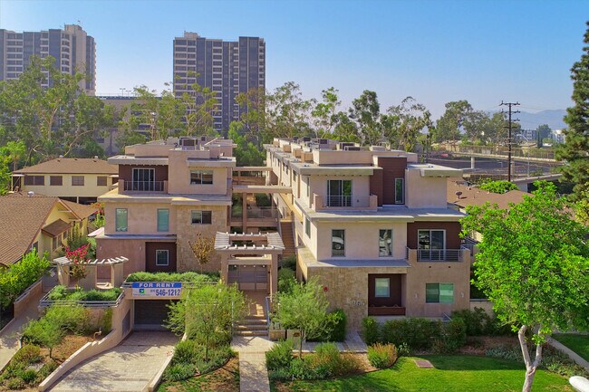 Foto del edificio - 366 Burchett St