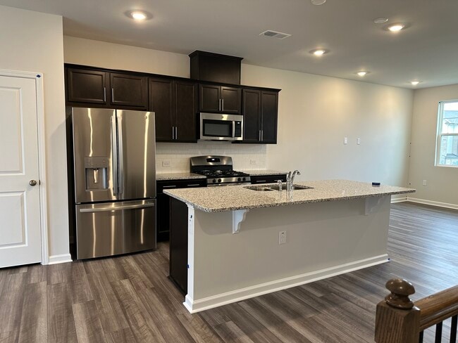 Foto del edificio - 2517 Kasota Ln