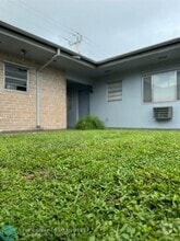 Building Photo - 2817 Van Buren St