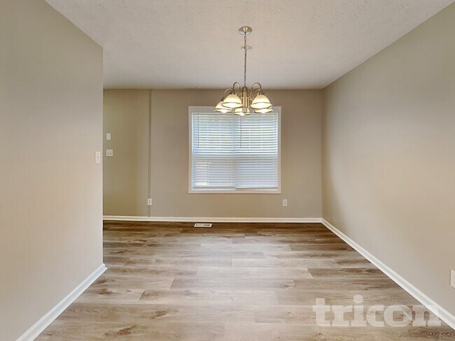 Building Photo - 119 Glenda Ct