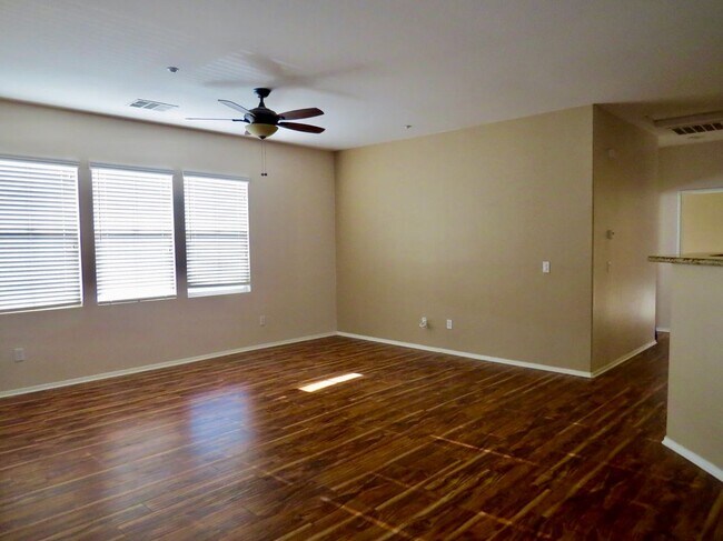 Foto del edificio - 15636 Vista Way