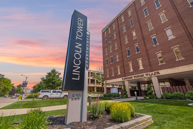 Building Photo - Lincoln Tower Apartments