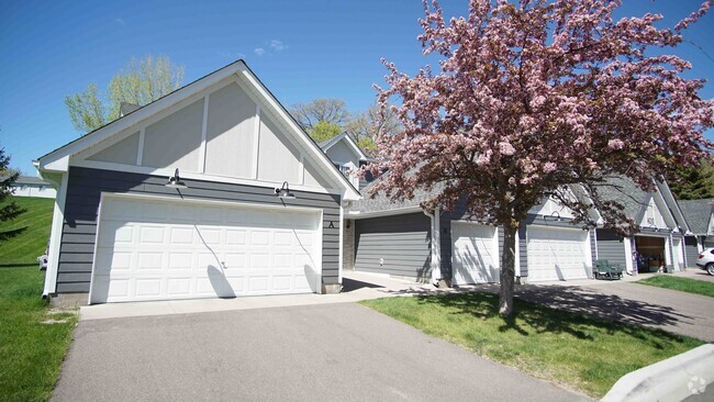 Building Photo - Fernbrook Townhomes