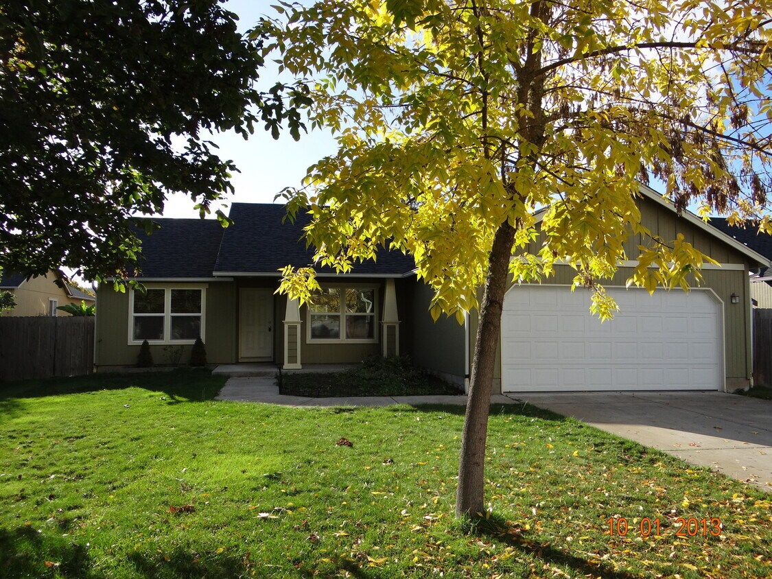 88066 Llama Ln, OR 97487 House Rental in OR