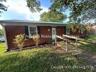 Building Photo - 501 Lee Ct