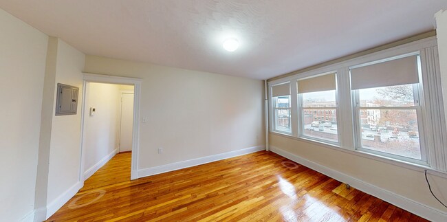 Foto del edificio - 1622 Commonwealth Ave