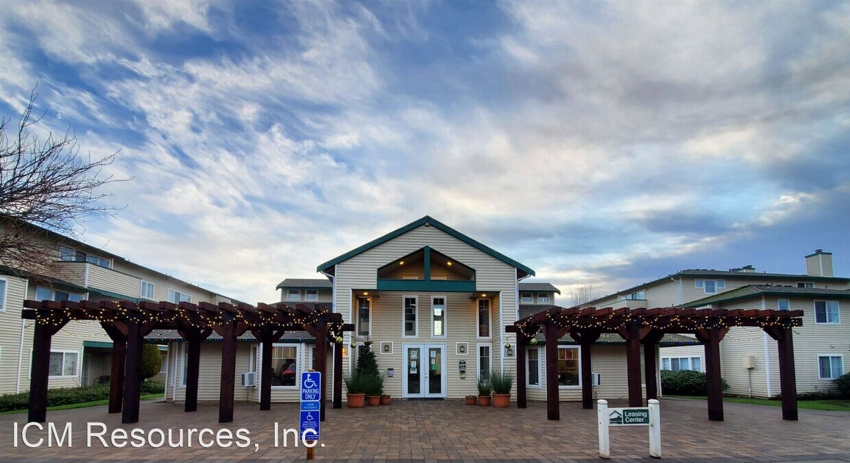 Foto principal - 2 br, 2 bath Apartment - 2350 SW 257th Ave...