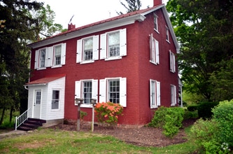 Building Photo - 27 Shartlesville Rd