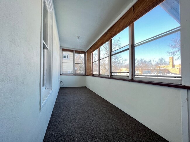 Foto del edificio - 812 7th Ave S