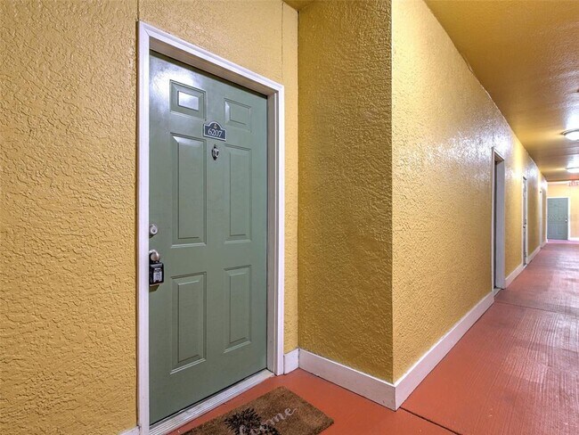 Building Photo - 4207 S Dale Mabry Hwy