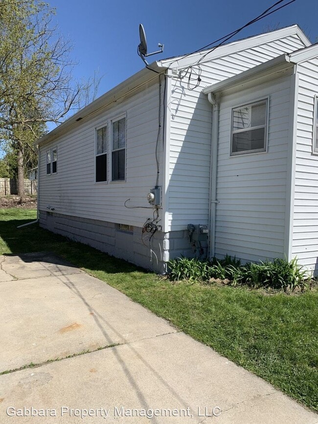 Building Photo - 2 br, 1 bath House - 307 Going