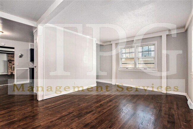 Building Photo - 4905 N Manchester Ave