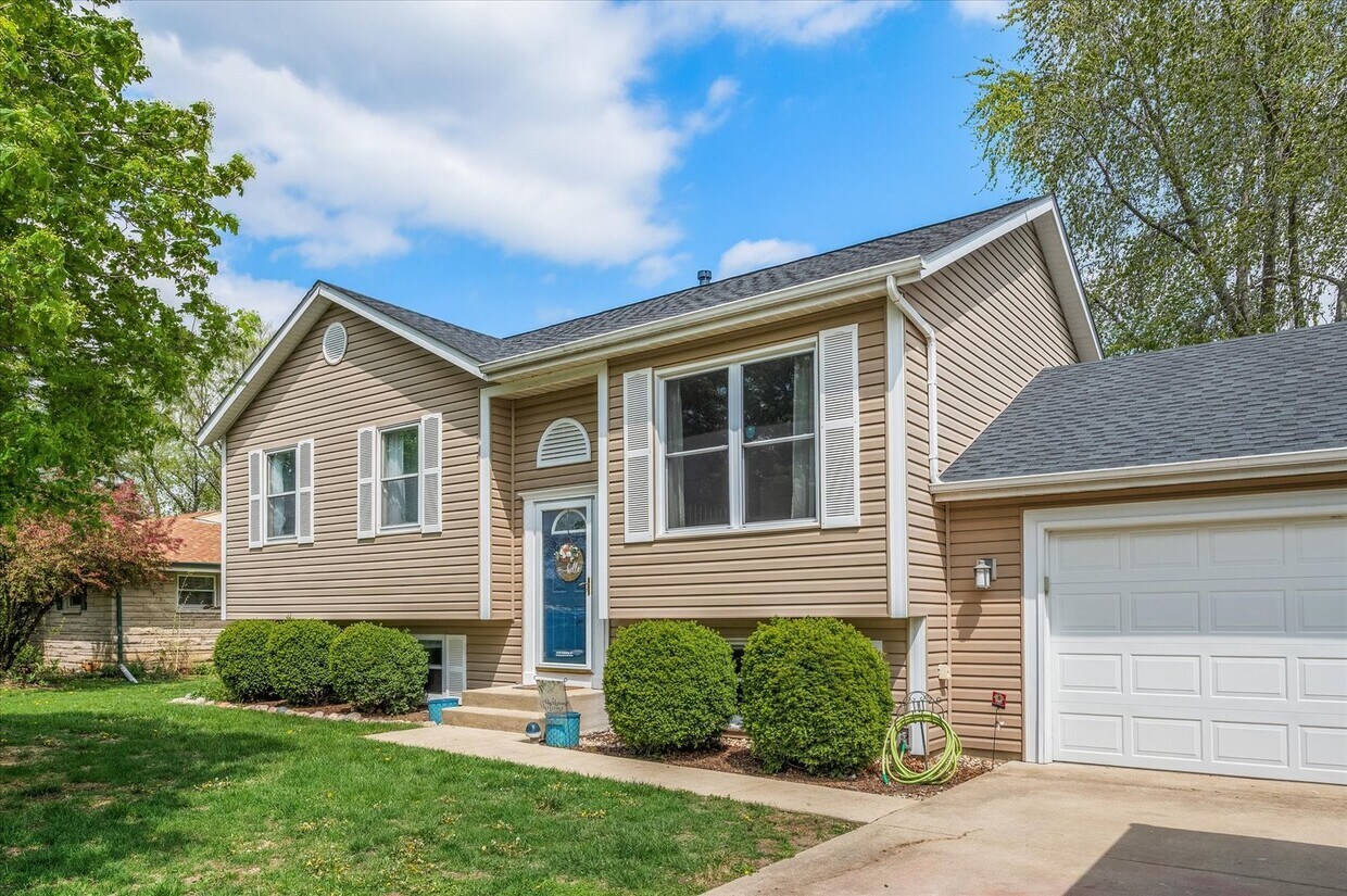 Foto principal - 13913 S Kelly Ave