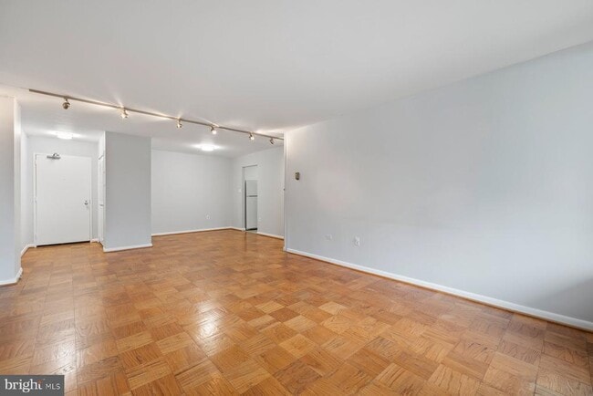 Foto del edificio - 2939 Van Ness St NW