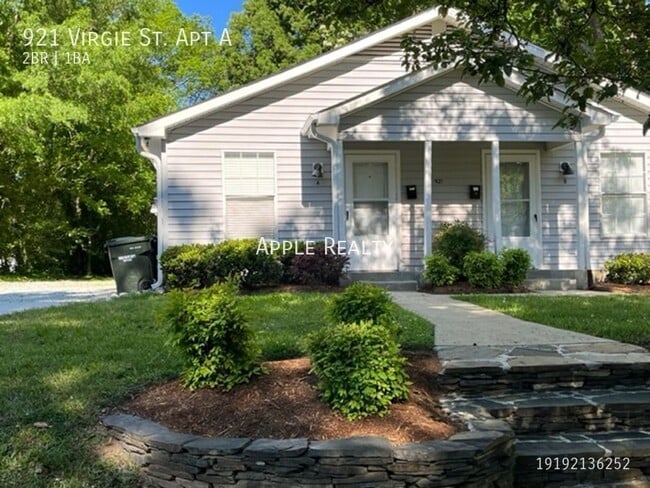 Building Photo - 921 Virgie St