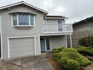 Building Photo - 545 Sea Horse Dr