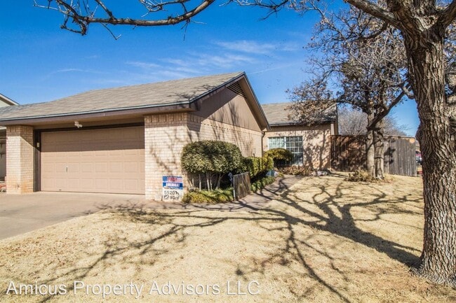 Building Photo - 2 br, 2 bath House - 5520 93rd Street