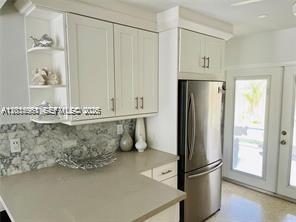 Foto del edificio - 1721 NE 55th St