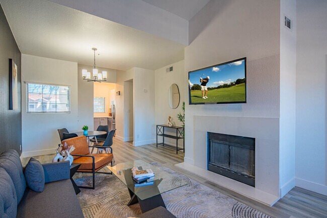 Foto del edificio - 7900 E Princess Dr