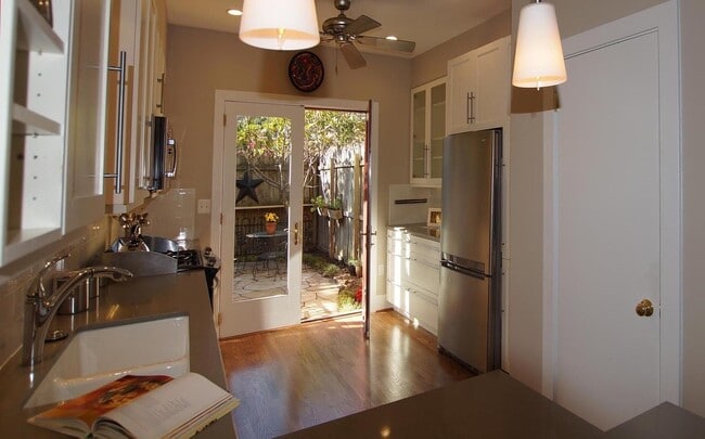 Foto del edificio - 307 9th St SE