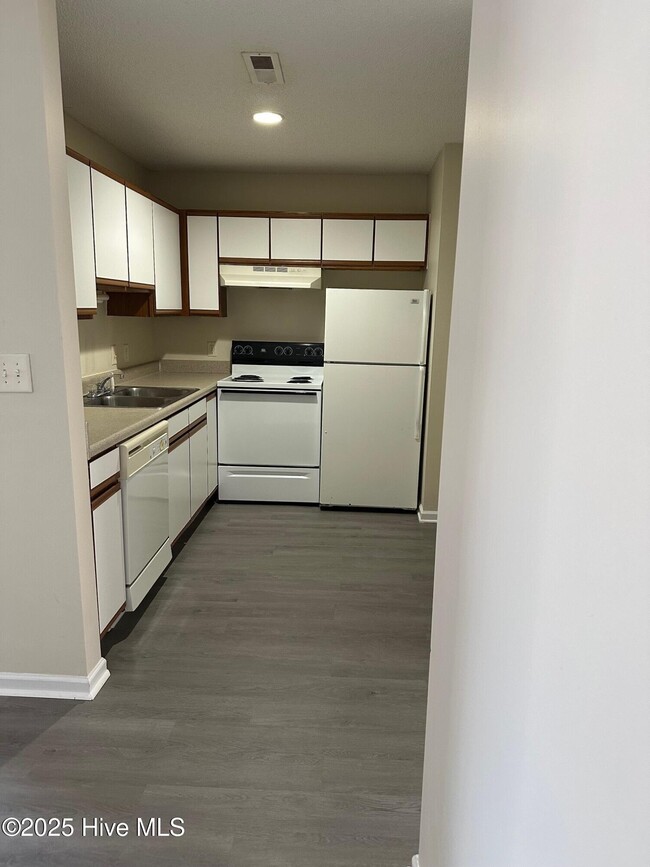 Building Photo - 4465 Magellan Ct