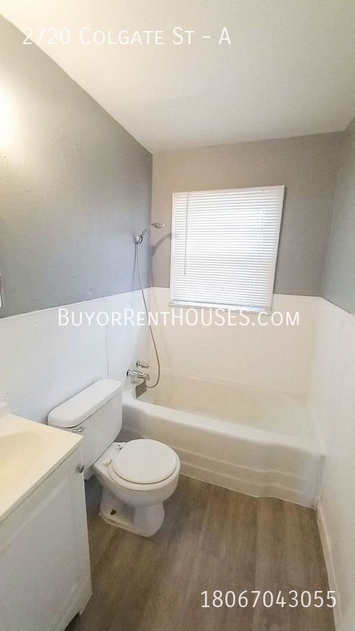 Building Photo - RENT is $675 + Pay $0 deposit at Move-In (...