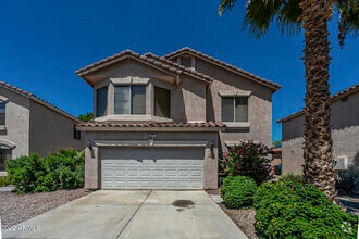 Building Photo - 822 E Ross Ave