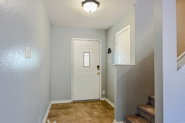 Photo - 16414 Royal Horse Apartment