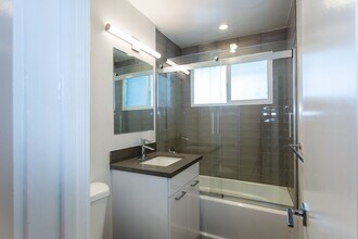 Interior Photo - Hayden on Hollywood (7200)