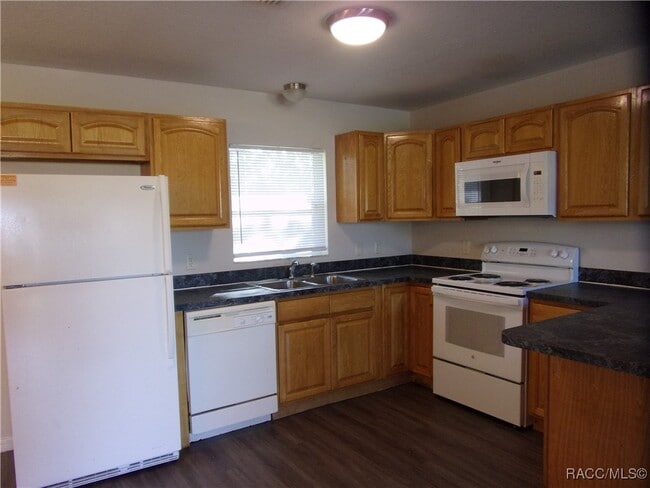 Building Photo - 2807 Jefferson St W