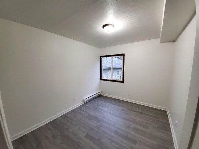Building Photo - 1 bedroom in Everett WA 98201
