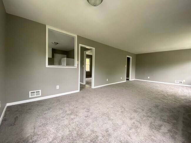 Building Photo - Home for Rent in Birmingham!!! Available t...