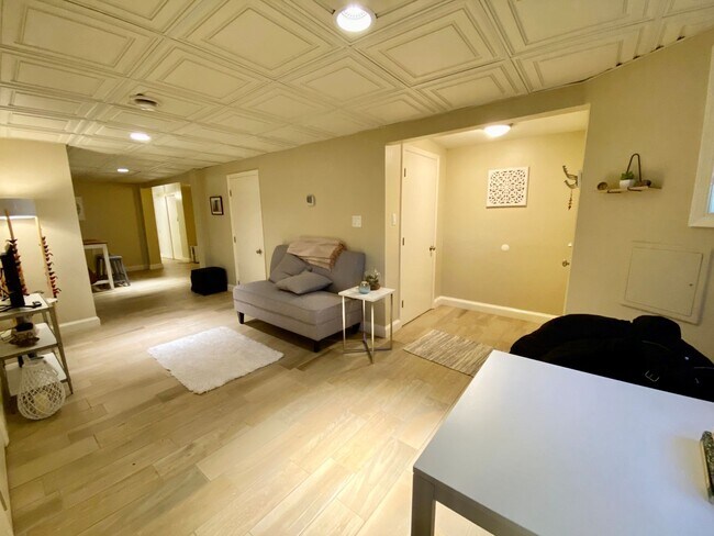 Foto del edificio - 1964 2nd St NW