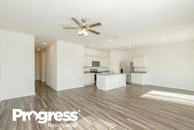 Building Photo - 35481 White Water Lily Way