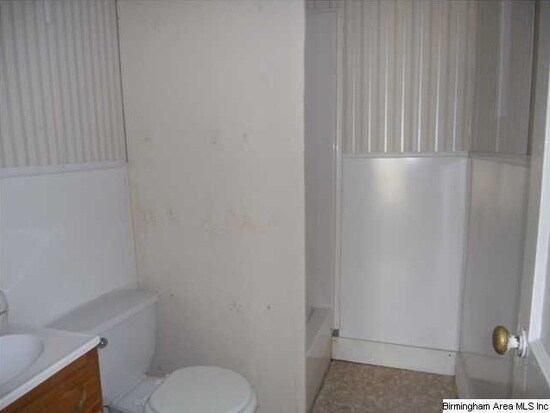 Foto del edificio - 1565 Meadow Ct