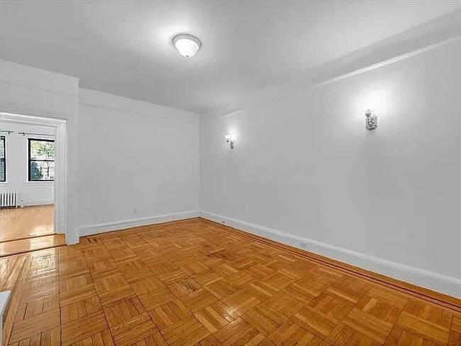 Foto del edificio - 402 Bay Ridge Pkwy