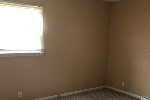 Bedroom 1 - 124 Matthew Cir