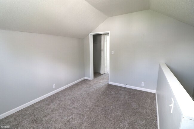 Building Photo - 1 br, 1 bath House - 3120 Waverly Road Garage