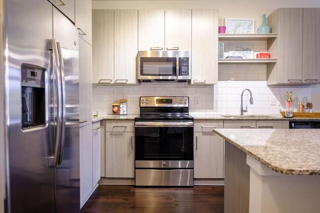 Berkshire Chapel Hill - Berkshire Chapel Hill Apartments
