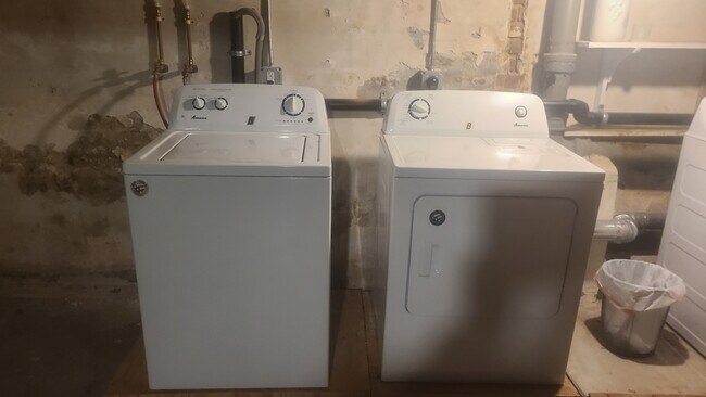 Lavadora y secadora - 71 Park Ave