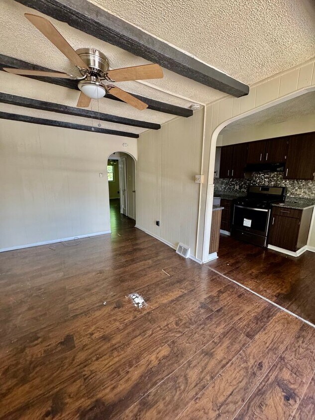 Primary Photo - Charming 2-Bedroom Home in Southwest Phila...