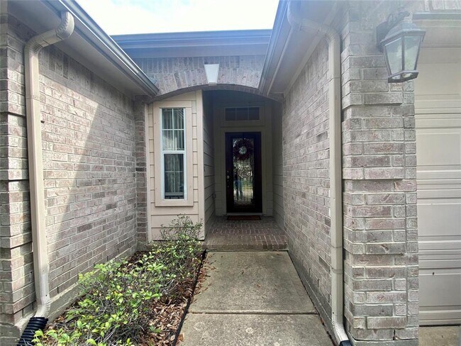 Foto del edificio - 13102 Castlewind Ln