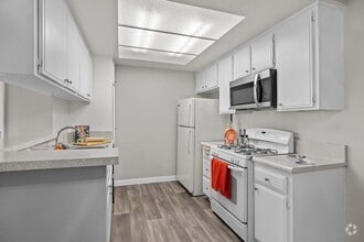 Building Photo - Brighton Park Apartments