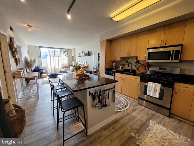 Foto del edificio - 440 L St NW