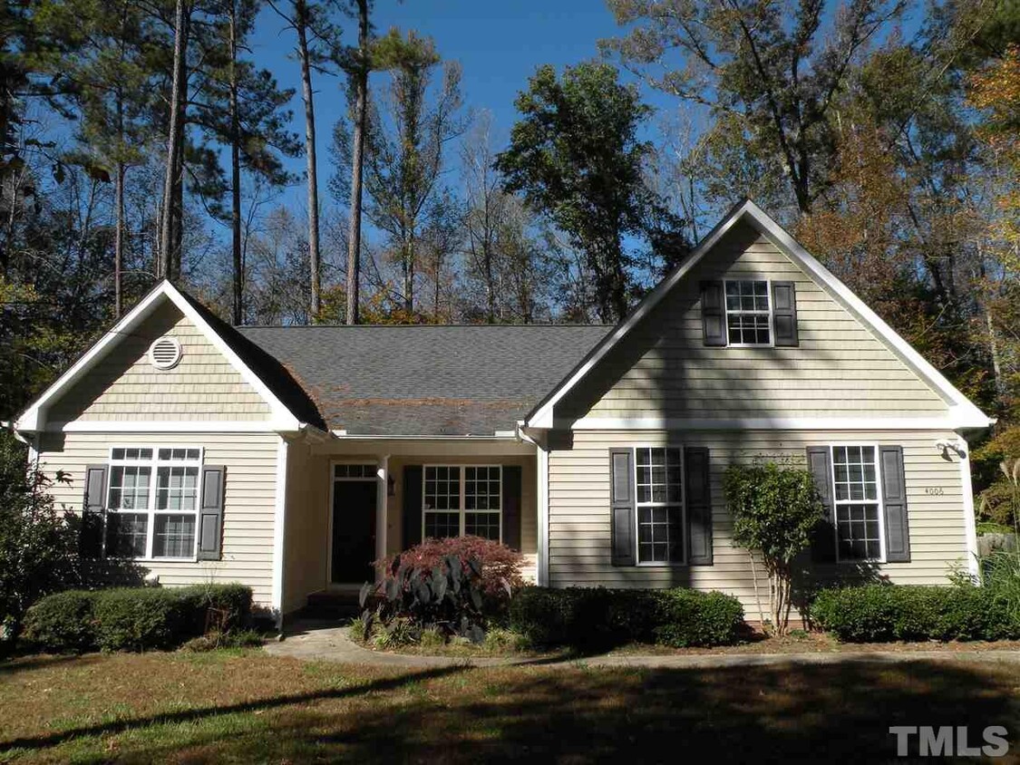 Primary Photo - 4006 Hope Valley Rd