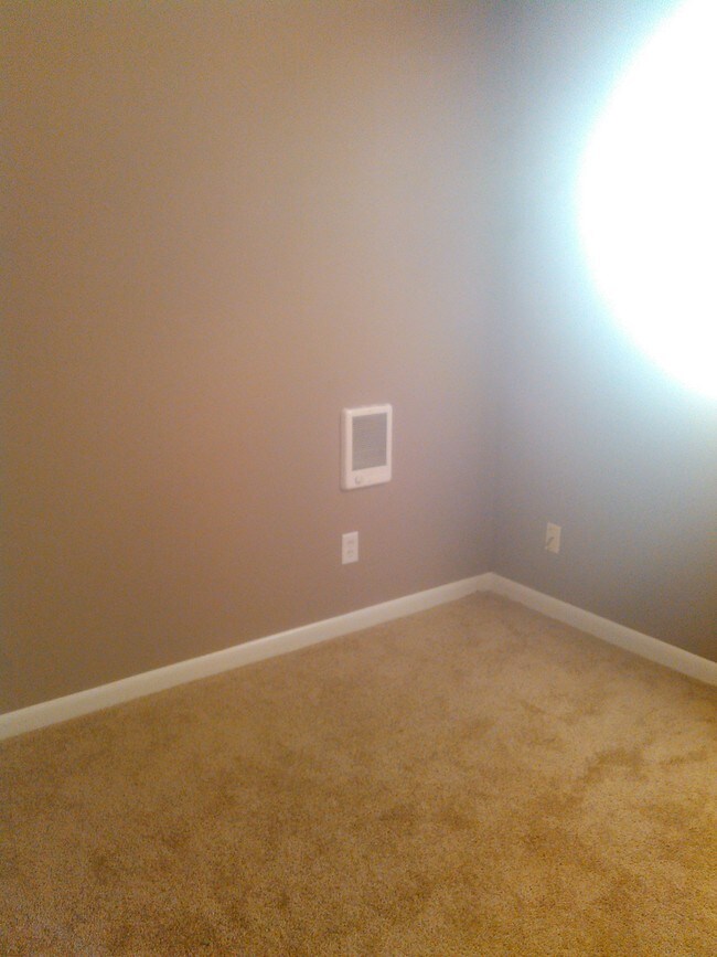 Foto del edificio - 608 W Monroe St